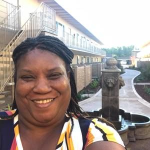 Meet your Posher, Trishia